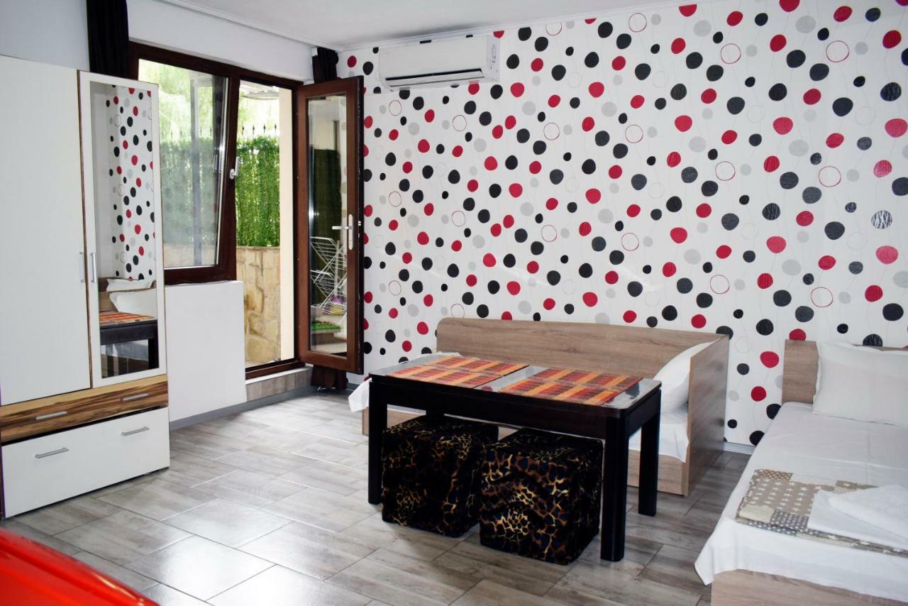 Flora Beach Apartaments Burgas Exterior foto
